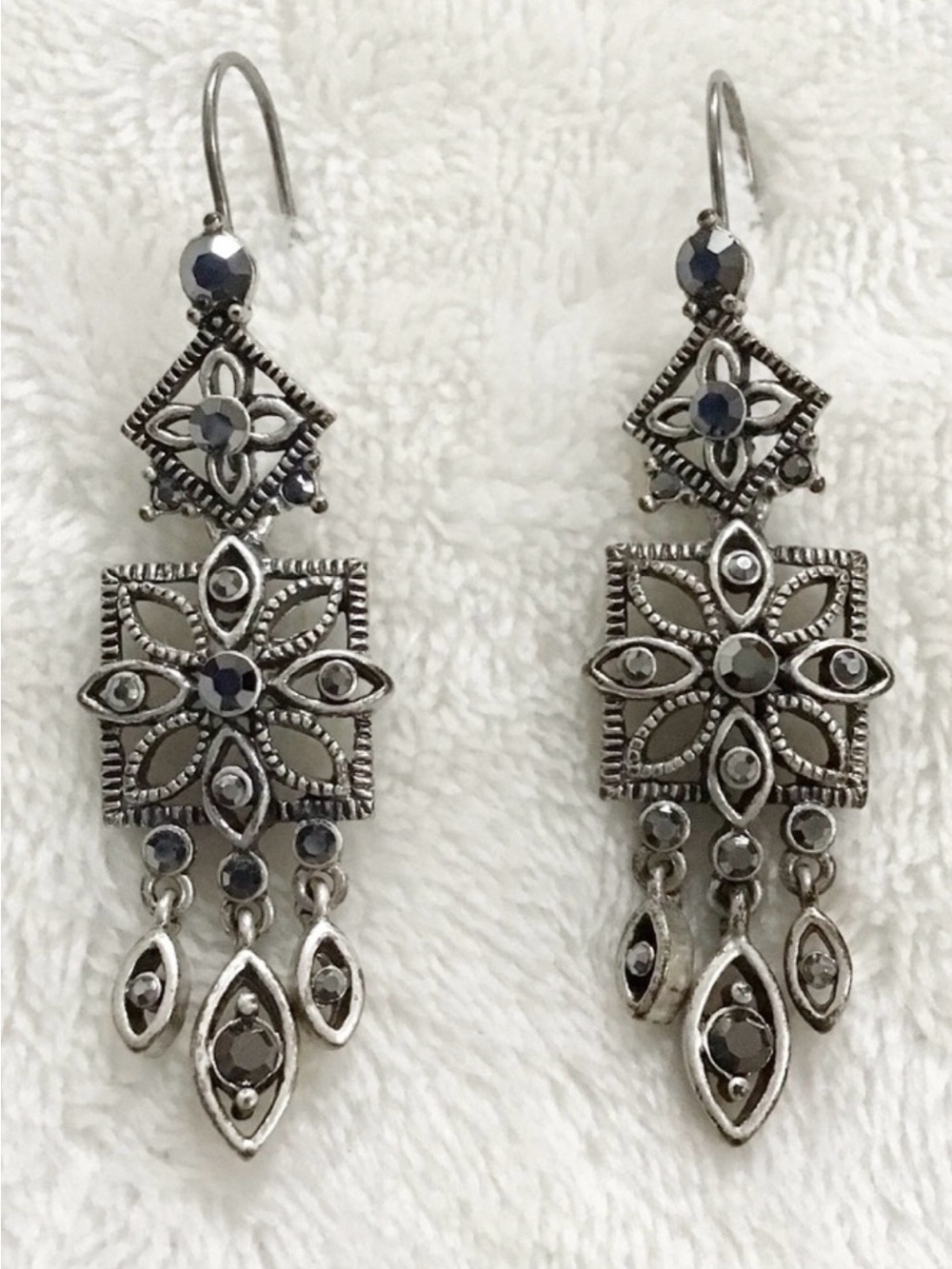 Vintage Silver Tone Hinged Chandelier Earrings Black Crystal Art Deco Boho
